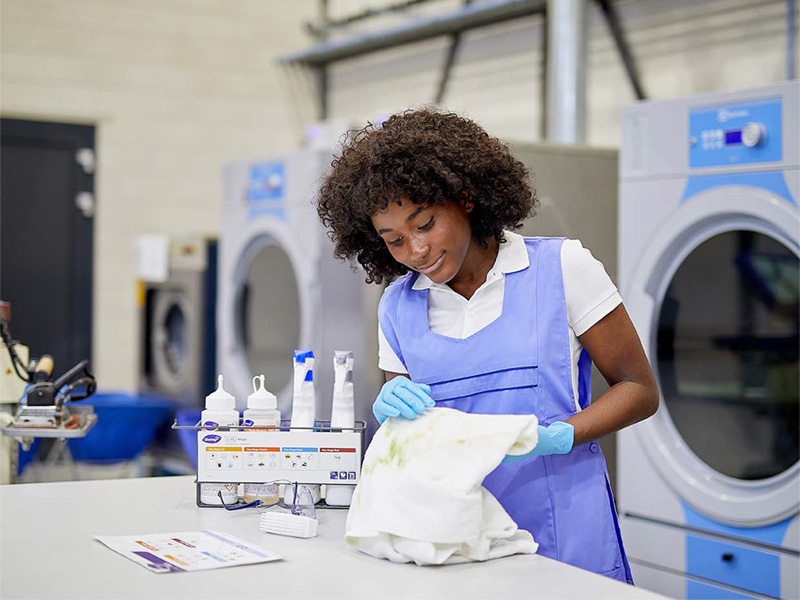 energy-saving-washing-laundry-